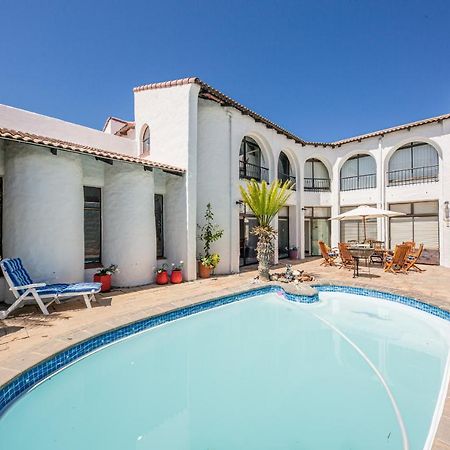 Big Blue Accommodation Bloubergstrand Exteriér fotografie